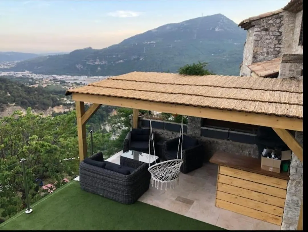 Bed & Breakfast Nuit Insolite Avec Jacuzzi Privatif Et Piscine La Roquette-sur-Var