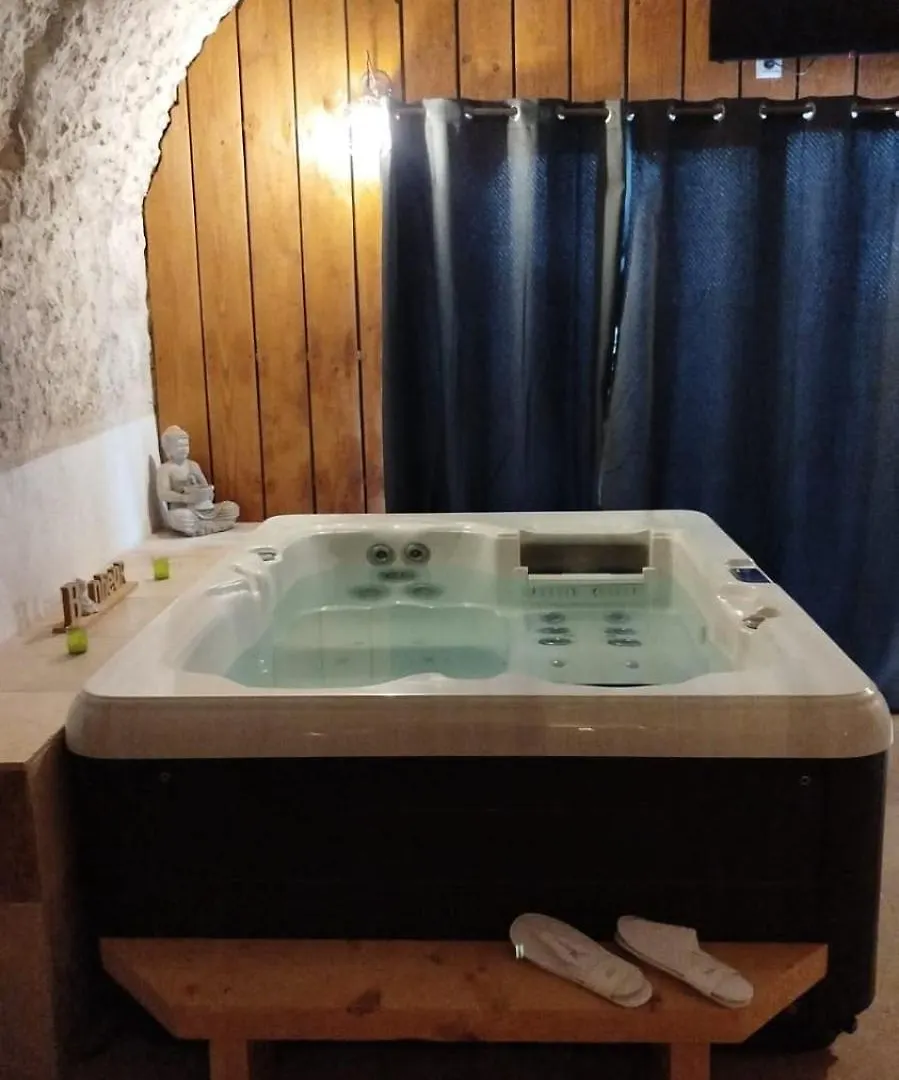 Nuit Insolite Avec Jacuzzi Privatif Et Piscine La Roquette-sur-Var 0*,