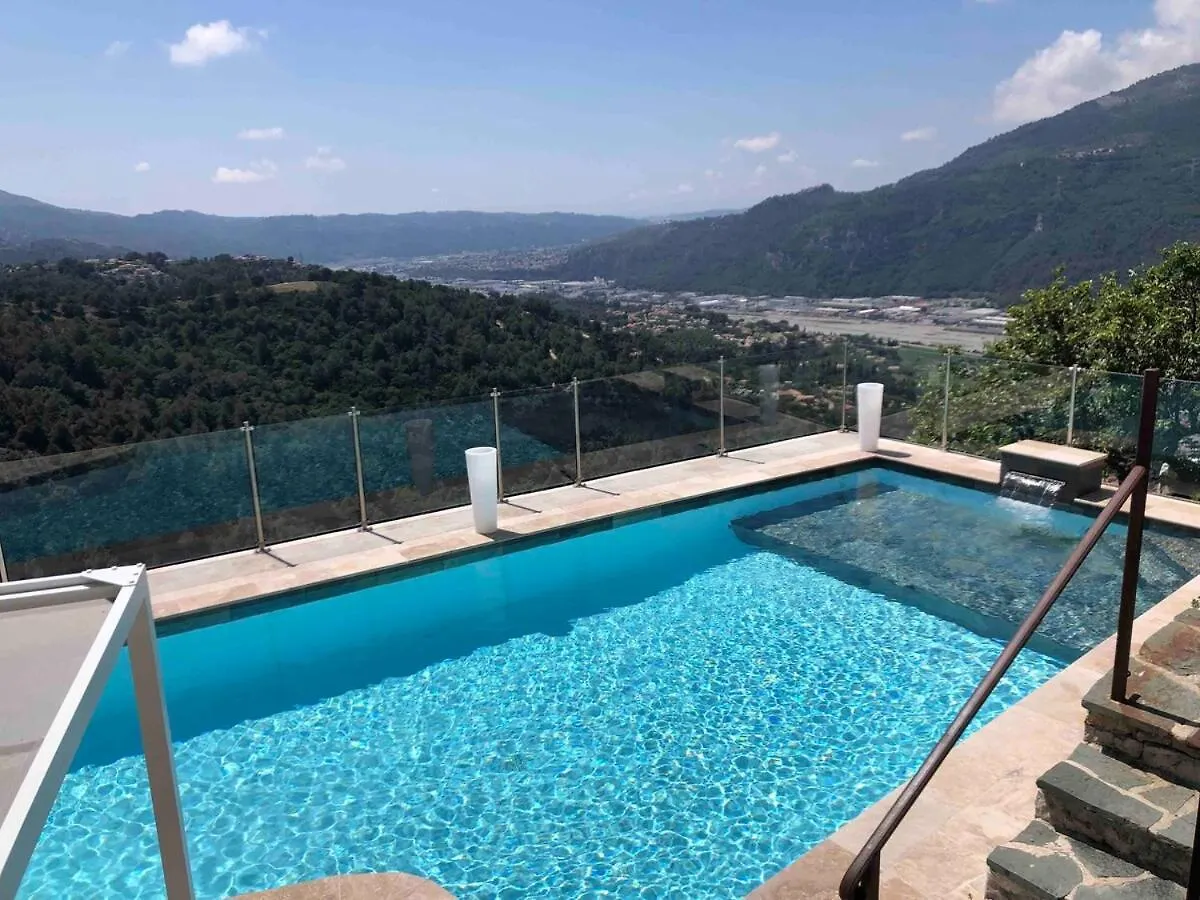 Bed & Breakfast Nuit Insolite Avec Jacuzzi Privatif Et Piscine La Roquette-sur-Var