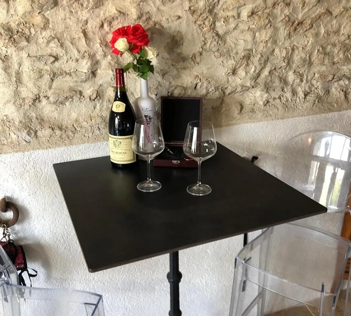 Nuit Insolite Avec Jacuzzi Privatif Et Piscine La Roquette-sur-Var 0*,