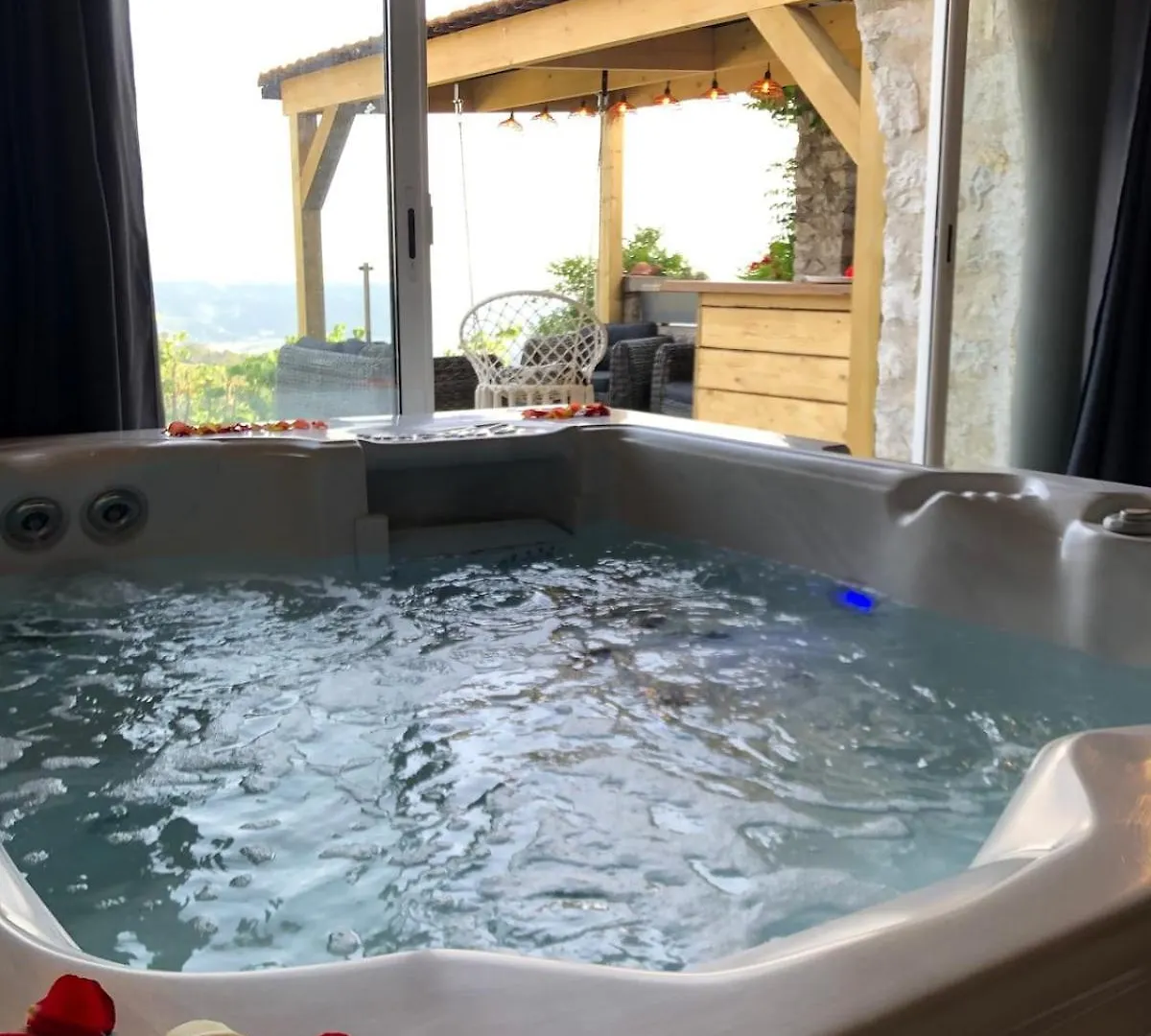 Nuit Insolite Avec Jacuzzi Privatif Et Piscine La Roquette-sur-Var